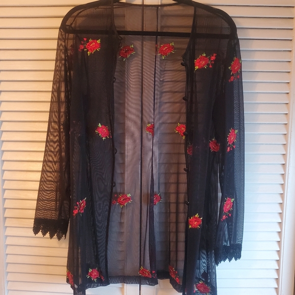 Tops - Blouse/ shirt.